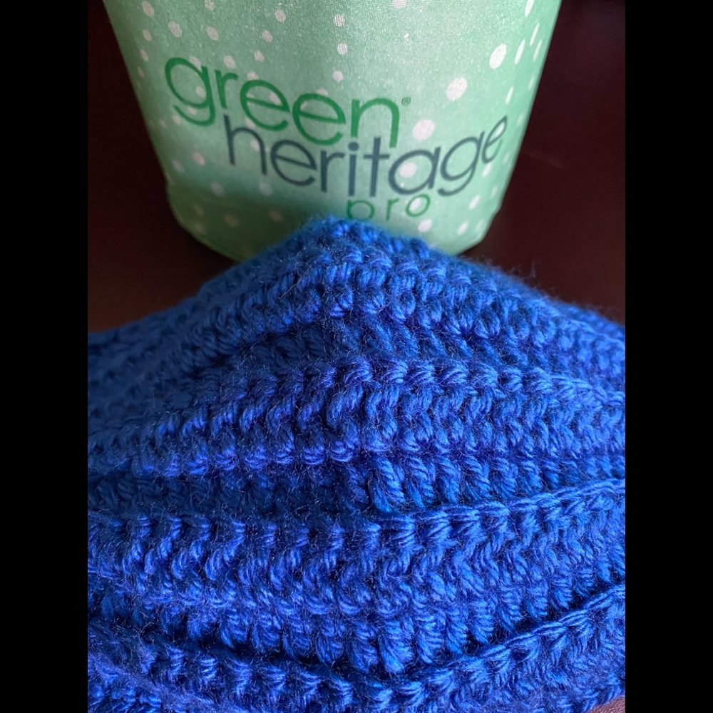 Hand-knitted Face Mask - Picture 8 of 11